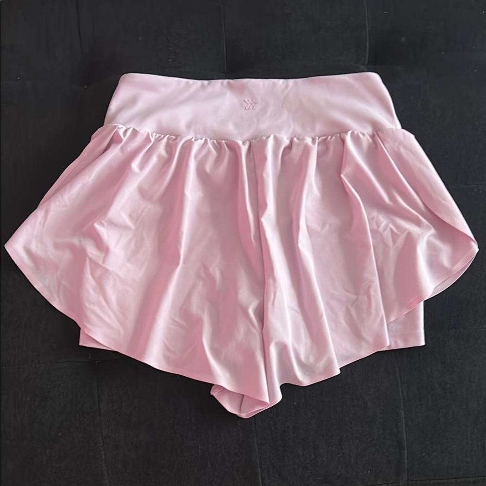 🌼 All in Motion Flutter Shorts 3 inches - Picture 4 of 5
